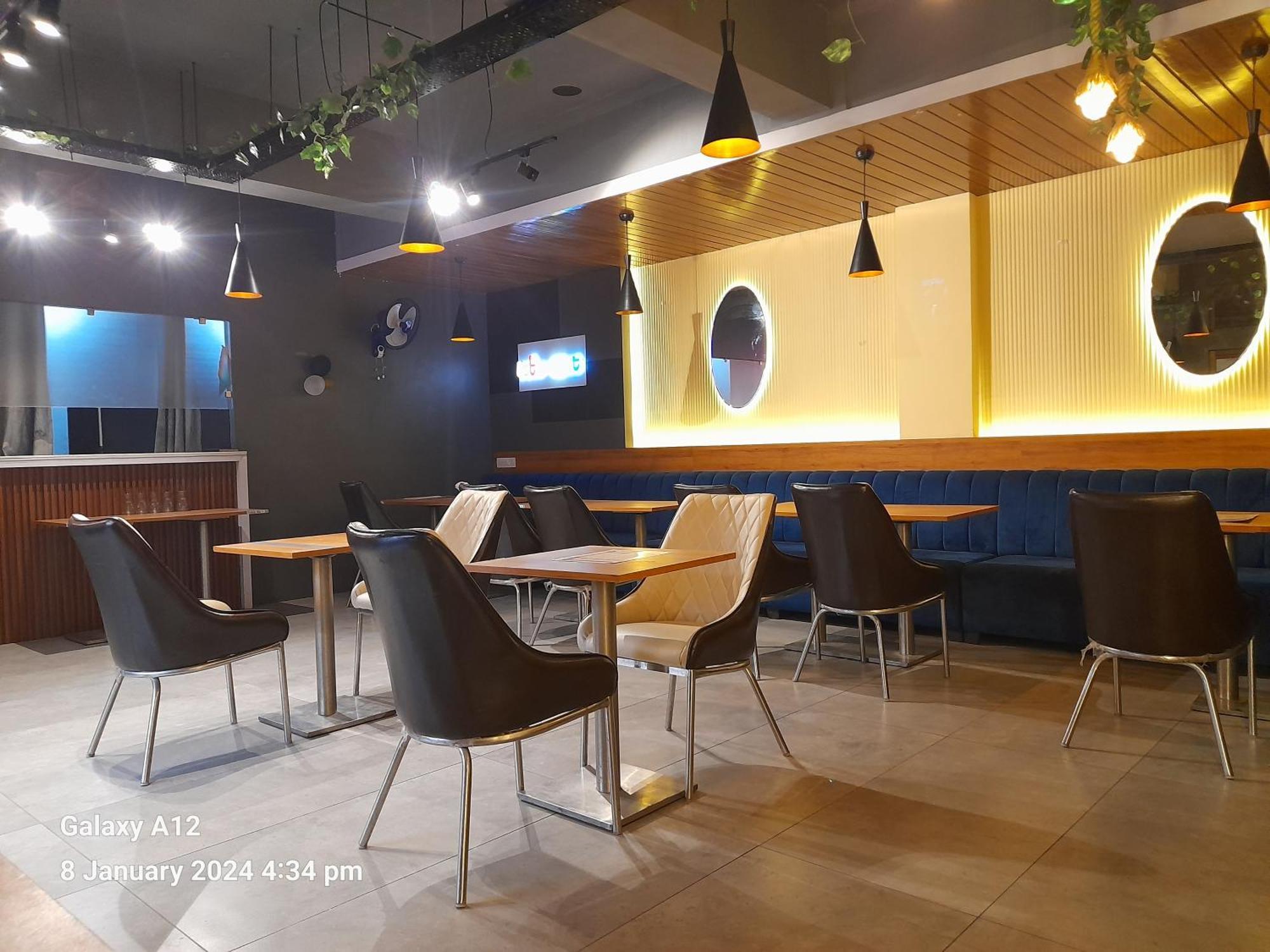 Hotel Pink Paradise Gorakhpur Ngoại thất bức ảnh